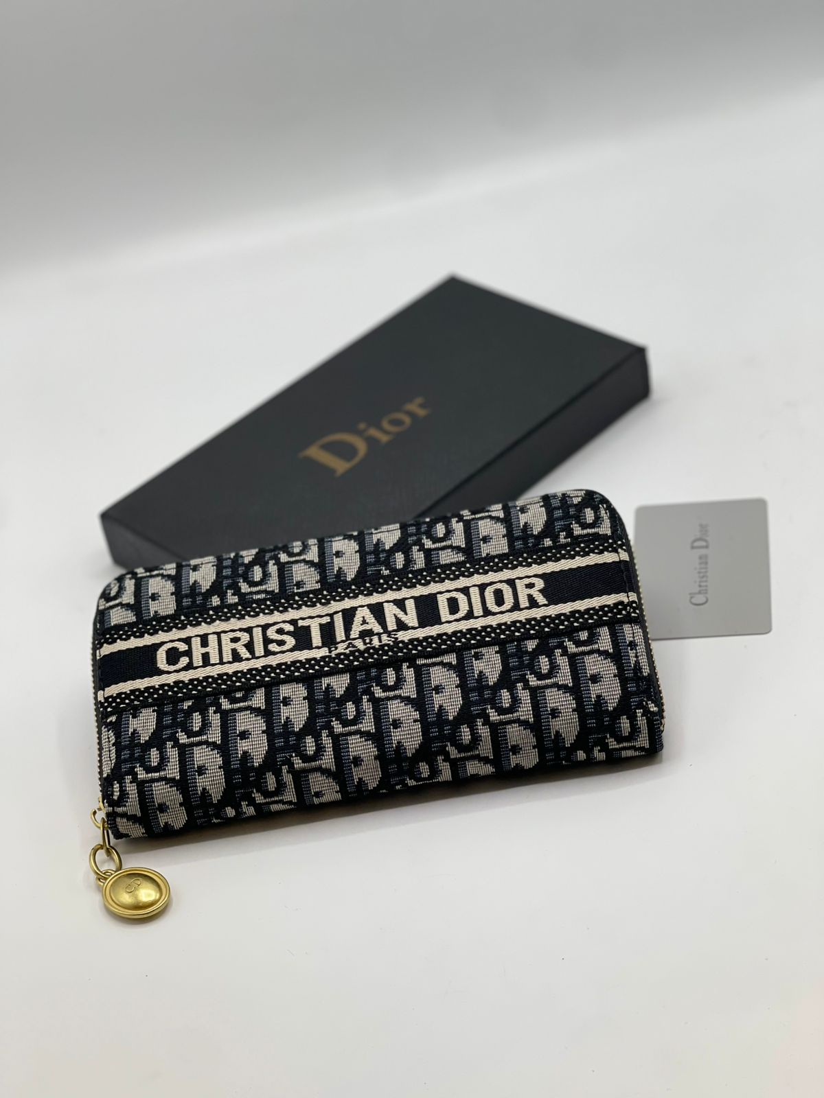 Dior Diorama Voyageur Wallet