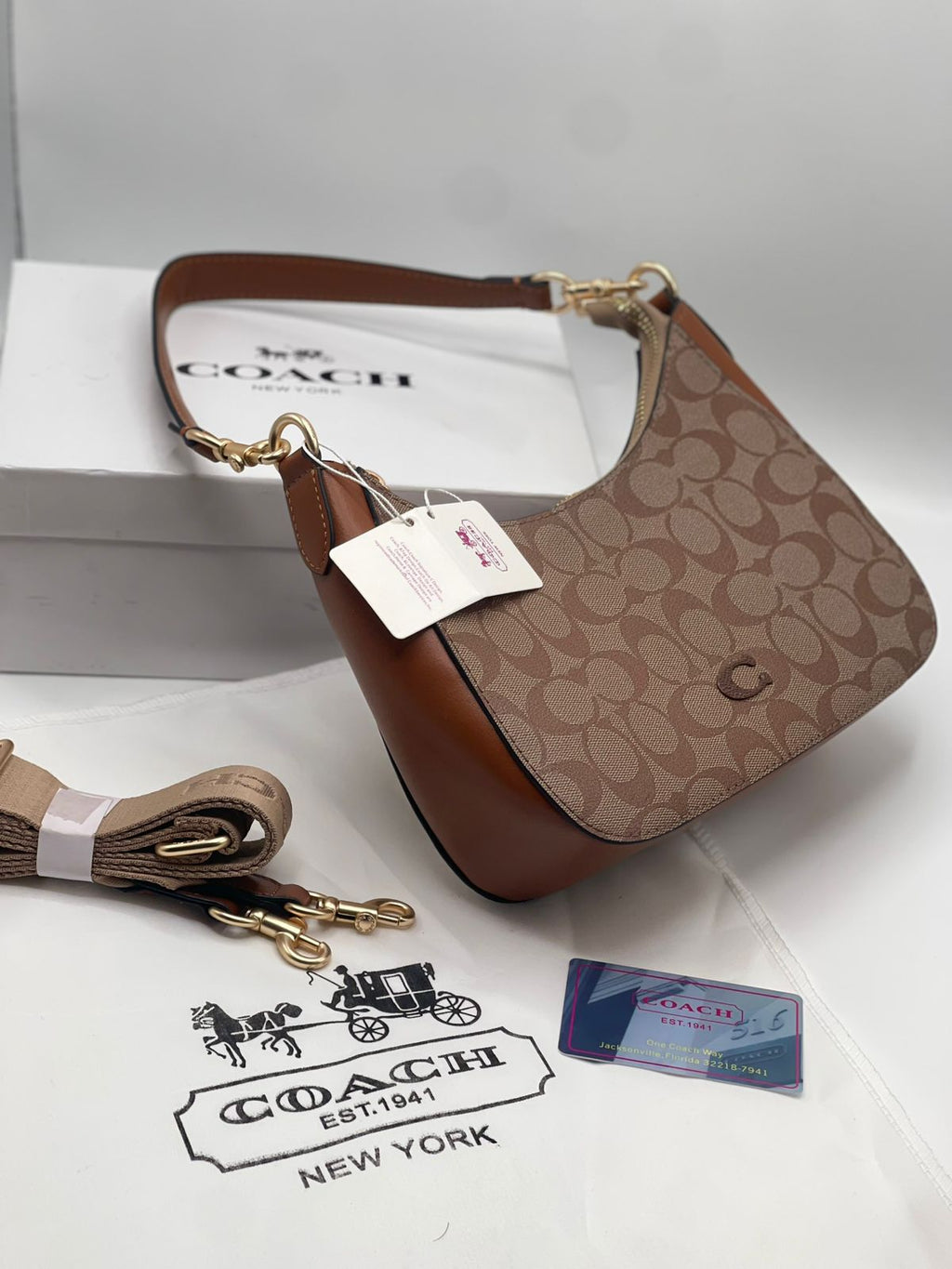 COACH CROSS BODY