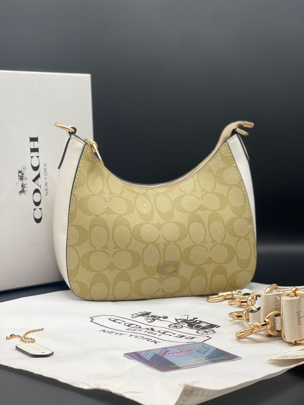 COACH CROSS BODY